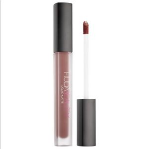 Huda beauty liquid matte